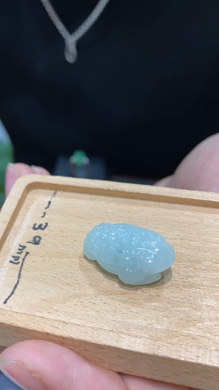 吊坠(不含链)未镶嵌翡翠金蟾