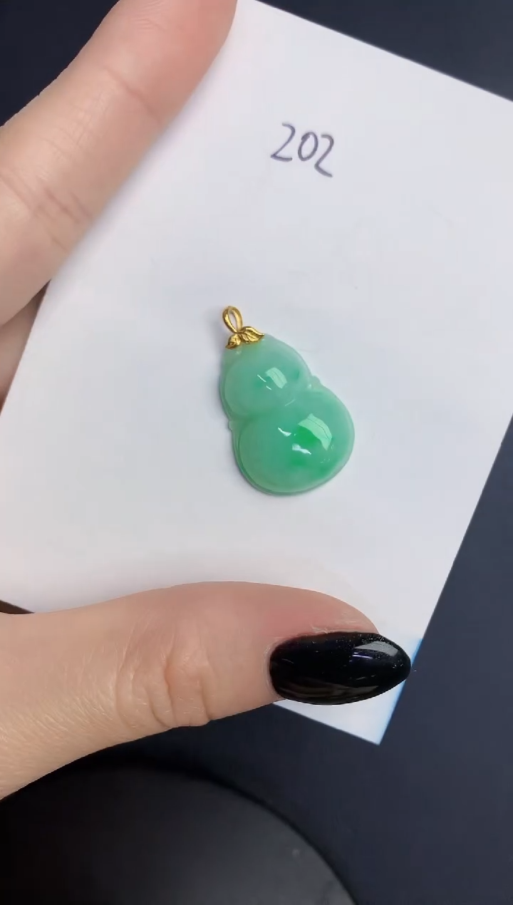 【闪购商品】翡翠颈饰18K金镶嵌0000000000