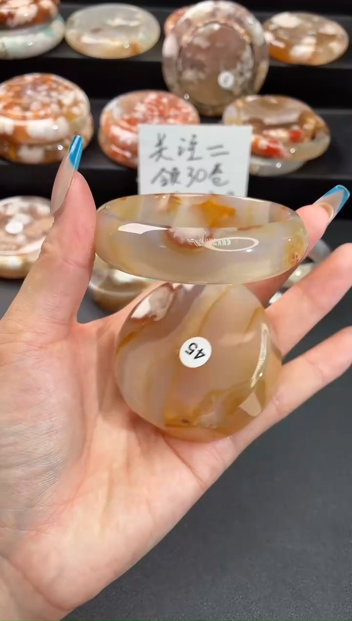 手镯玛瑙/玉髓未镶嵌石英质玉55圈54/55带(赠送镯心)