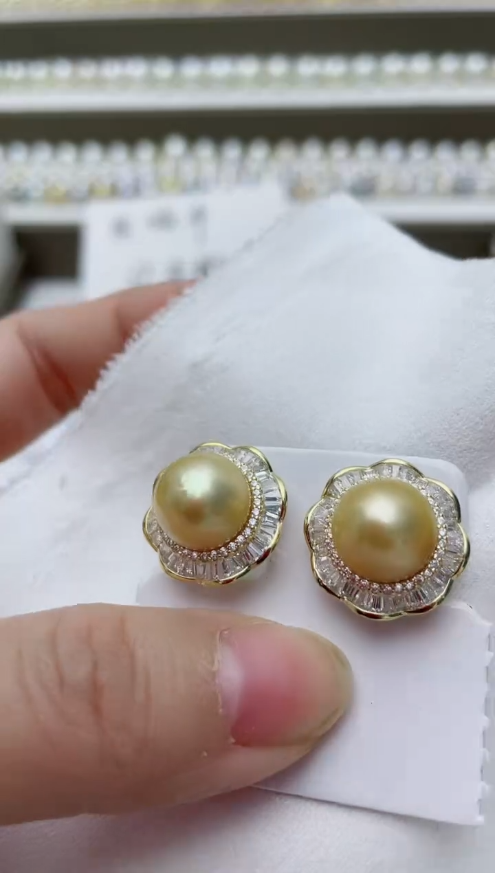 【闪购商品】海水珍珠耳饰银S925镶嵌A53