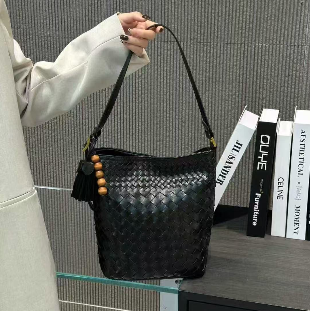 秋冬新款单肩鞋款女包(600-650)