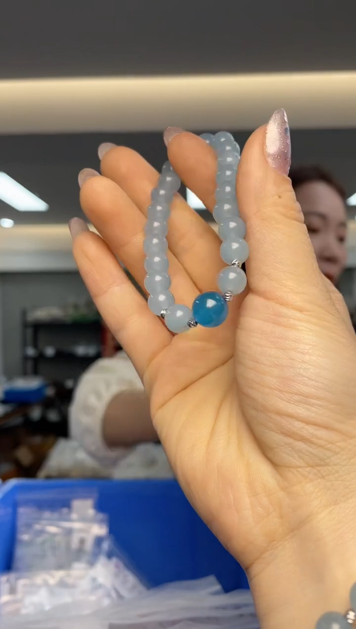 【闪购商品】海蓝宝石手串未镶嵌（多样性发一件）