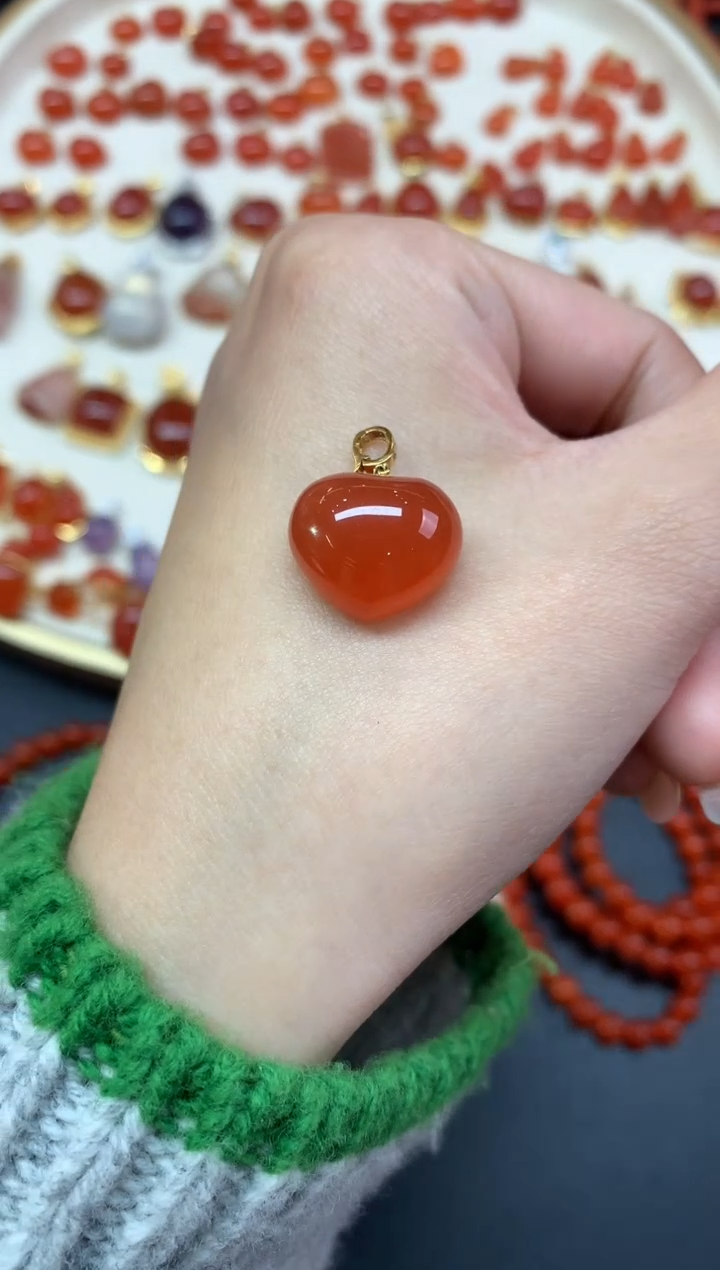 【闪购商品】南红玛瑙吊坠18K金镶嵌吊坠A455|1380