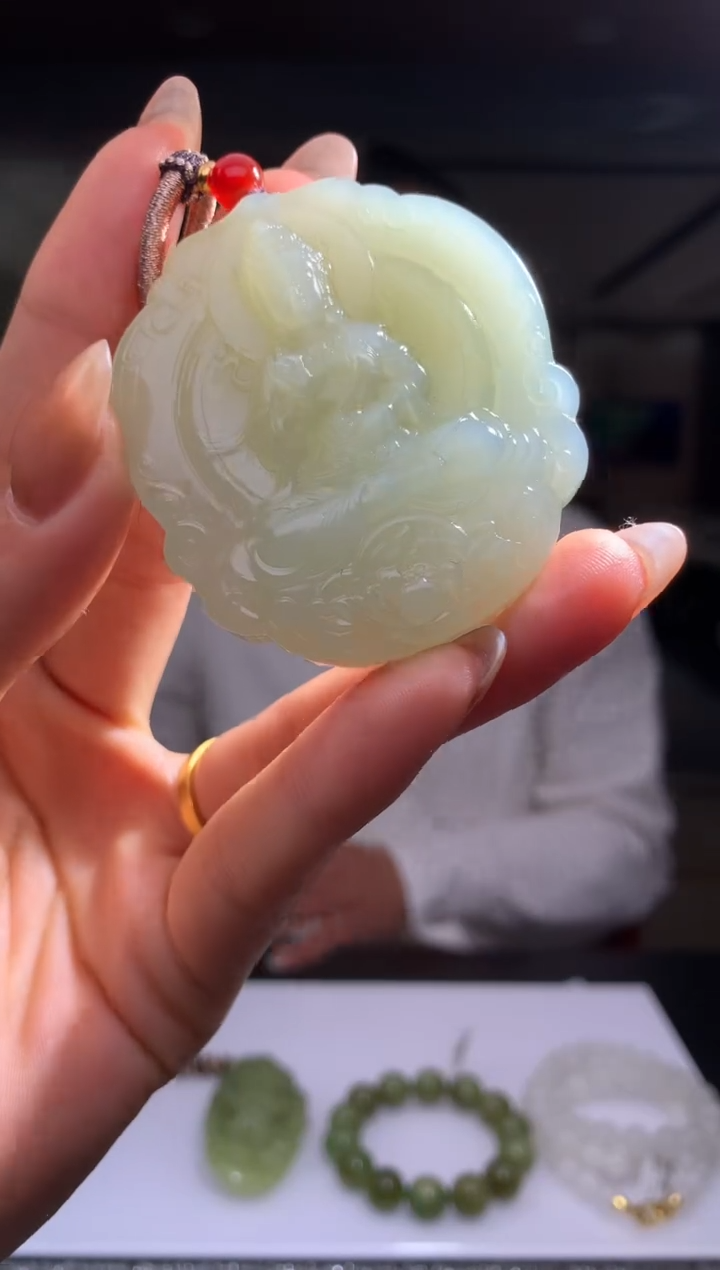 【闪购商品】定制和田玉Boss阳天然和田玉（拍一发一）