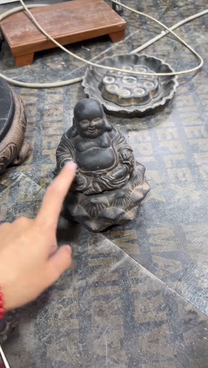 陶土【火山泥】未来佛+莲蓬实心底座