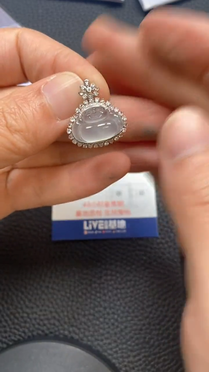 【闪购商品】翡翠吊坠(不含链)18K金镶嵌佛公吊坠