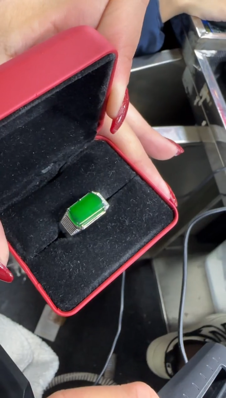 【闪购商品】翡翠戒指未镶嵌2905多样性发货拍一发一