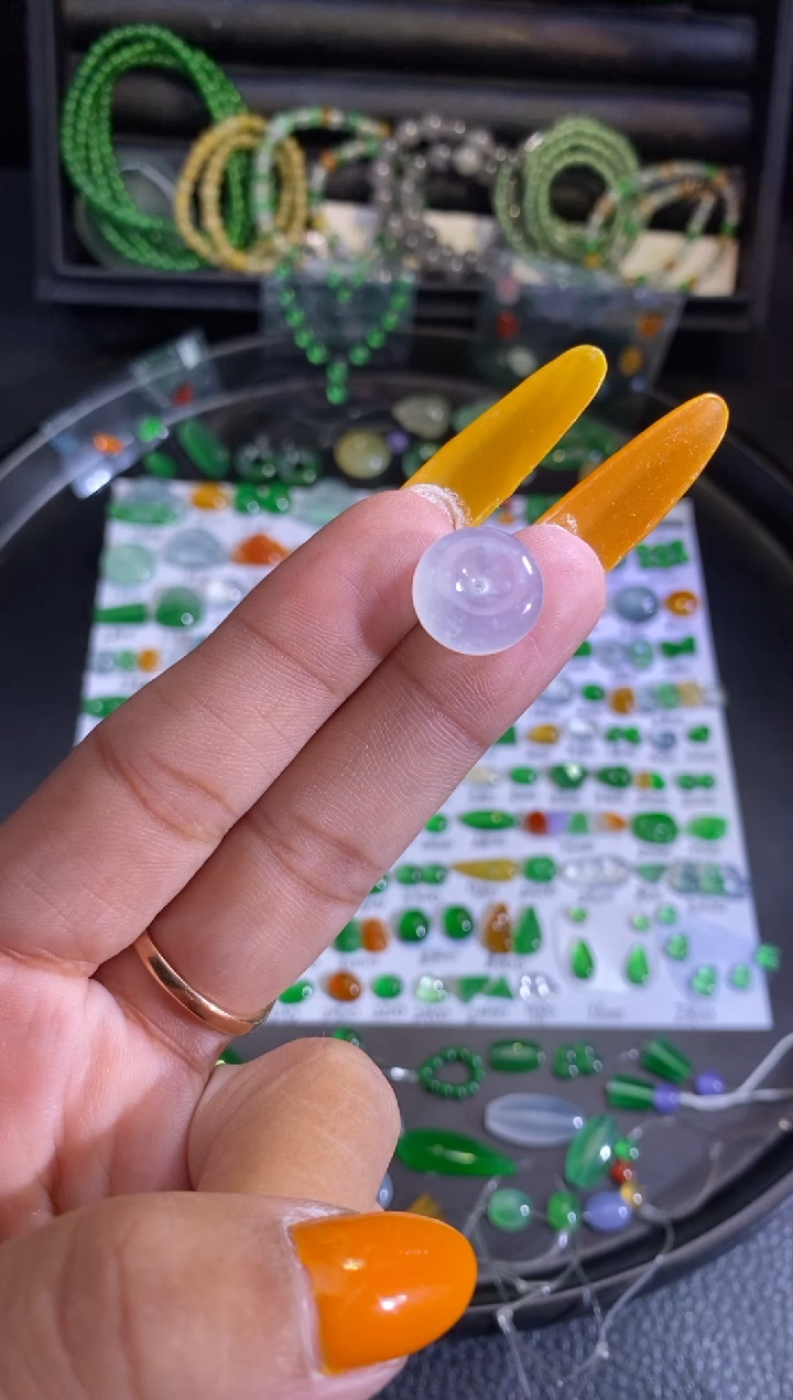 未镶嵌挂件翡翠扣子