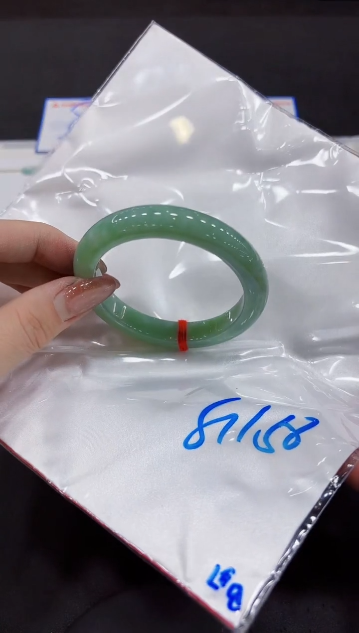 【闪购商品】翡翠手镯未镶嵌00000000000000