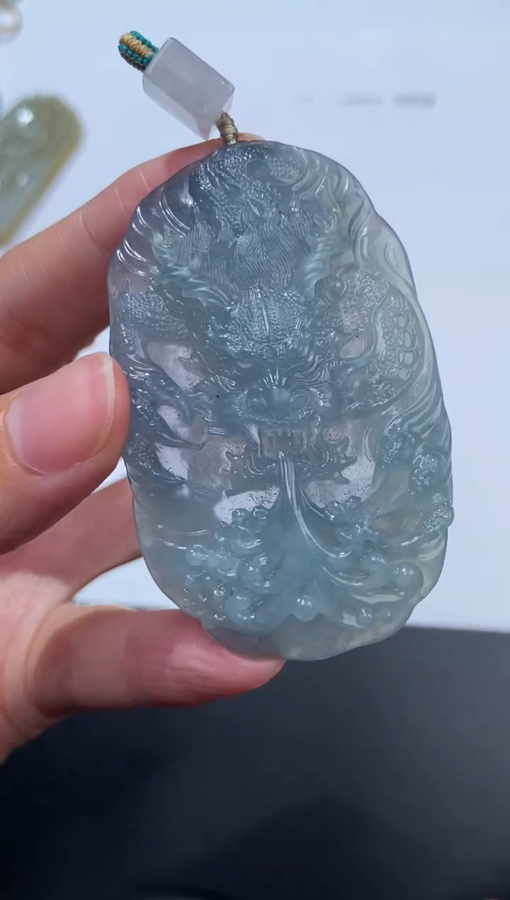 未镶嵌挂件翡翠371566  多人