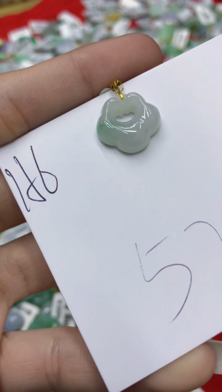 【闪购商品】翡翠18K金镶嵌颈饰翡翠