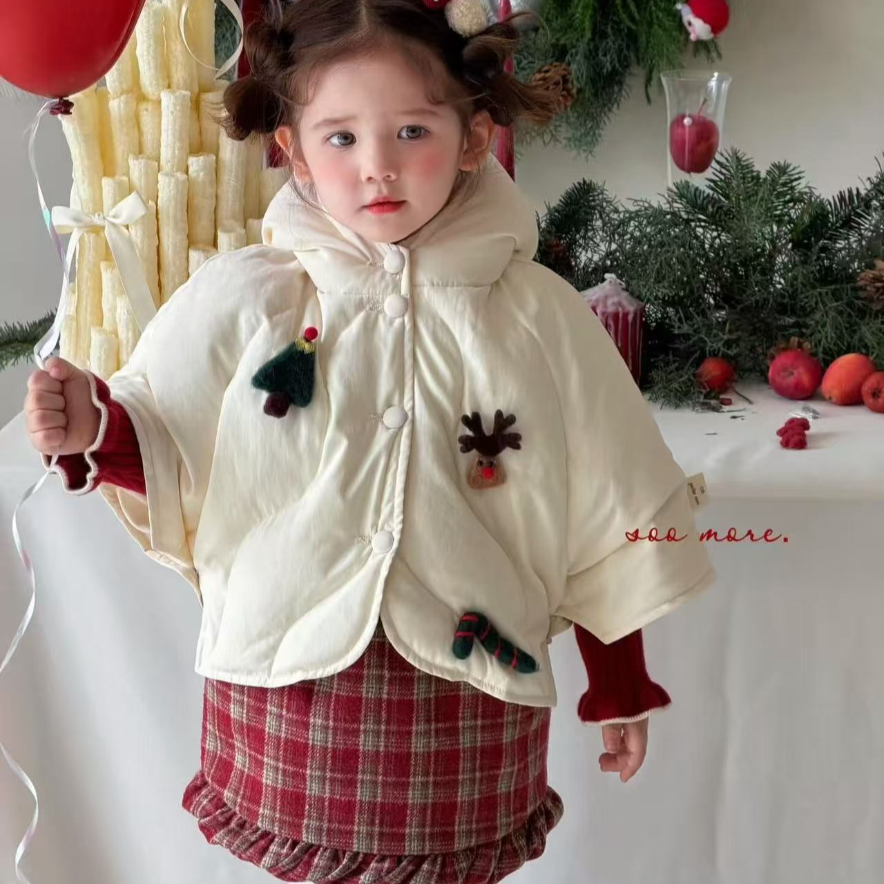 沐馨童品  苏沫羽绒斗篷  26新款 女童超好看服女孩保暖披肩外套