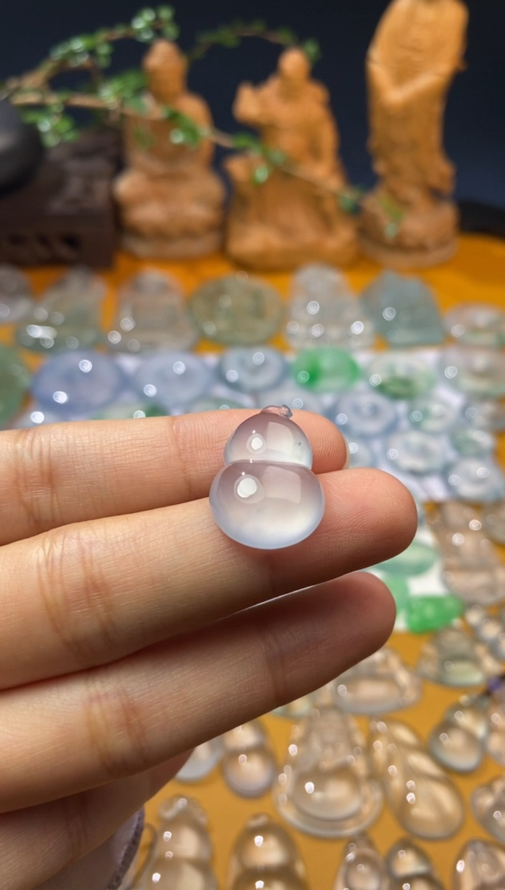 吊坠(不含链)未镶嵌翡翠葫芦