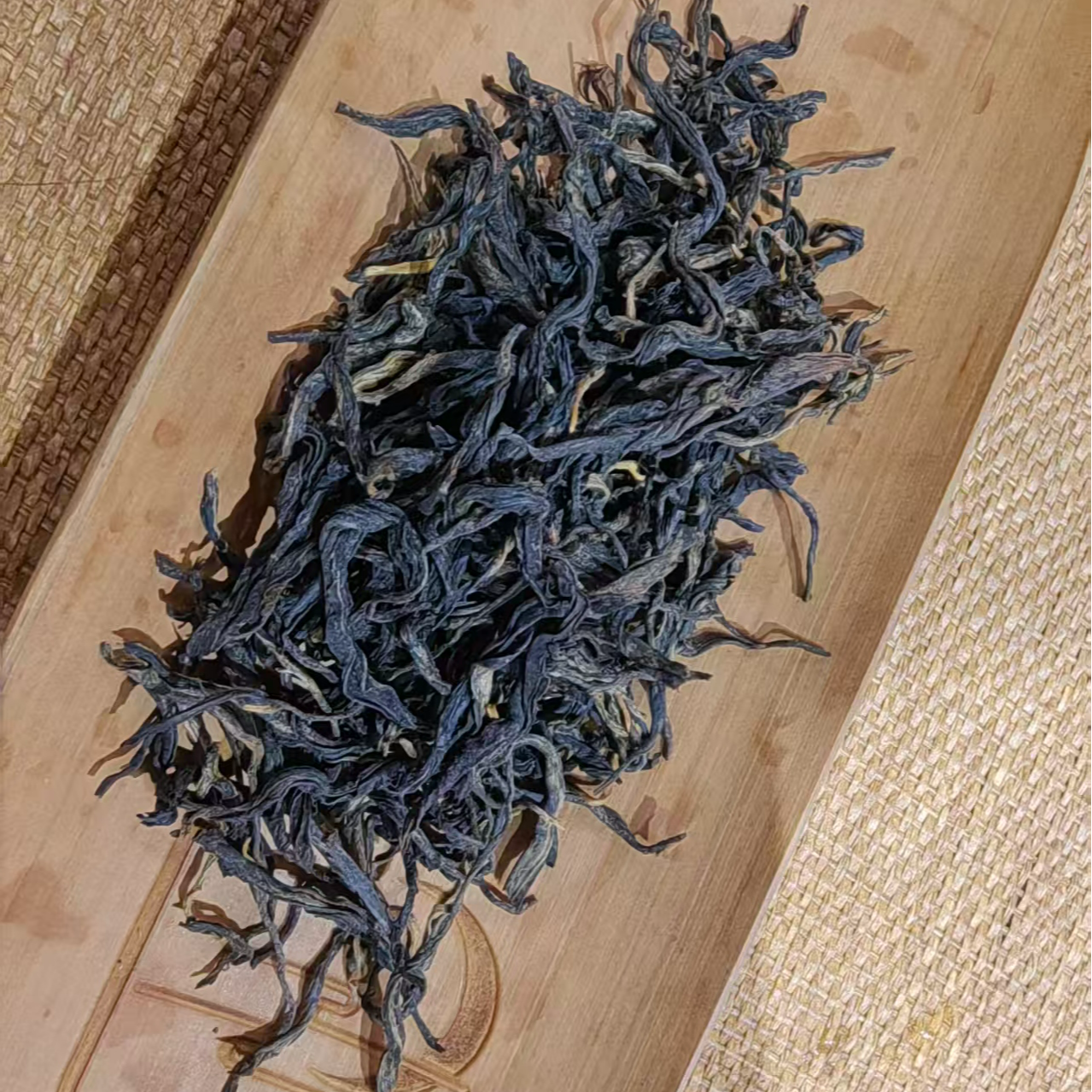 云南凤庆古树红茶