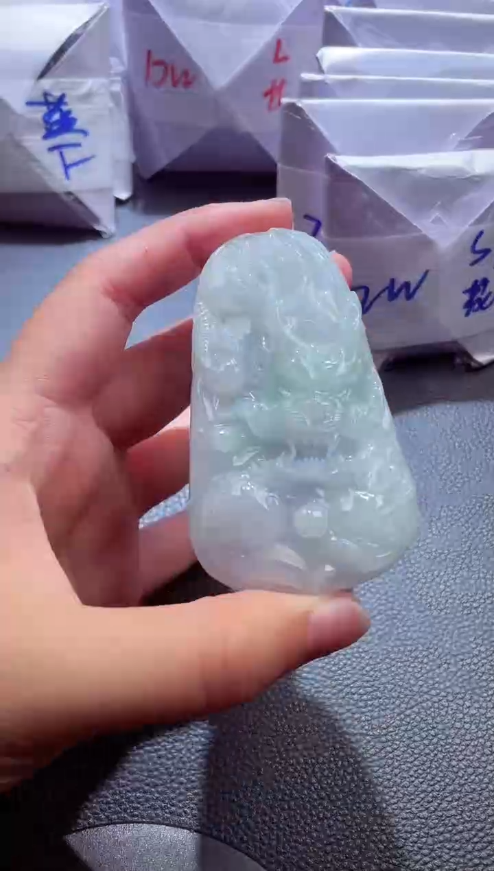 颈饰未镶嵌翡翠00008888