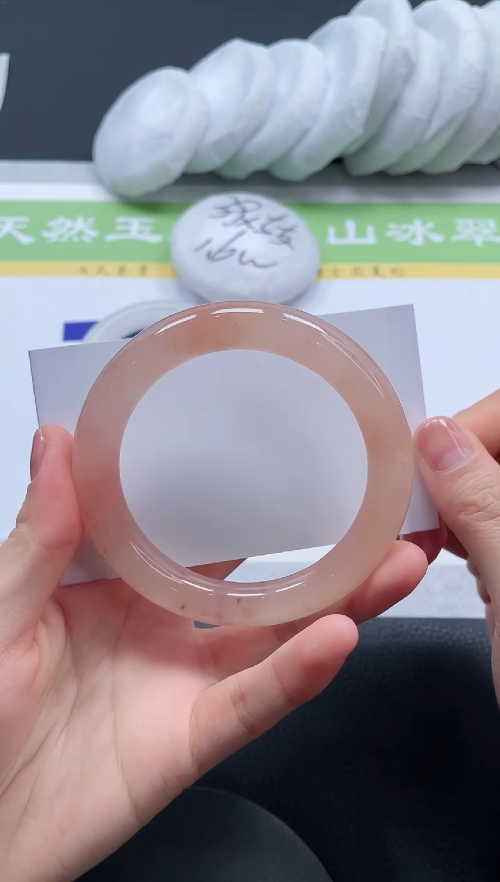 【闪购商品】石英质玉手镯未镶嵌A230-59+