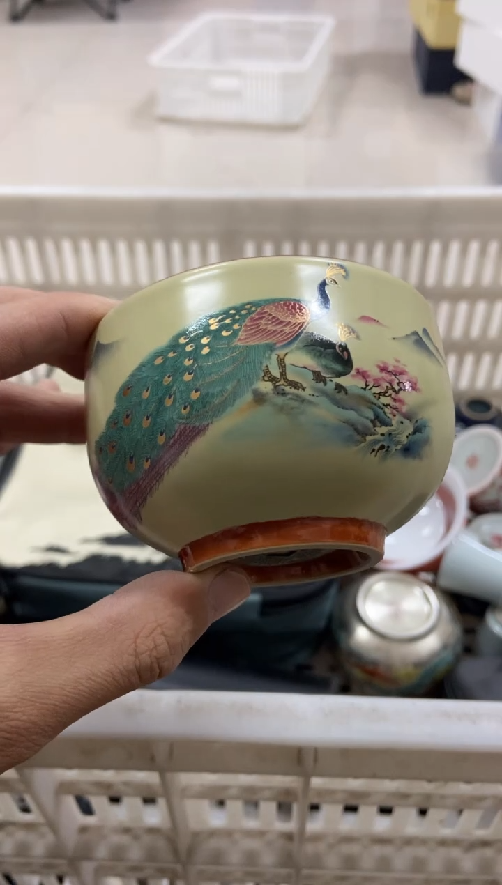 杯无运费险有瑕疵的摄影的产品有使用过的痕迹有点脏介意勿拍