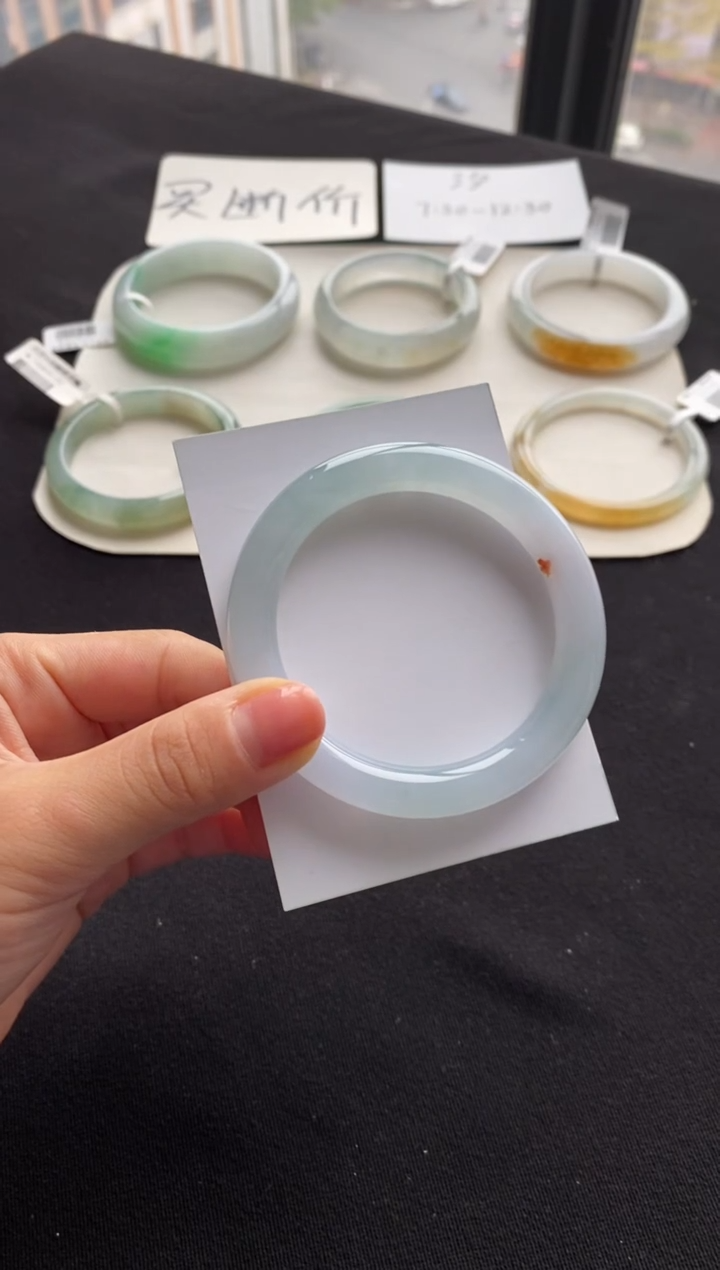 【闪购商品】翡翠手镯（圆镯）未镶嵌54圆条--不退不换