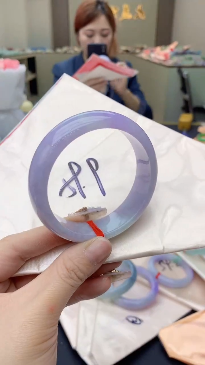 【闪购商品】翡翠手镯未镶嵌0028819898