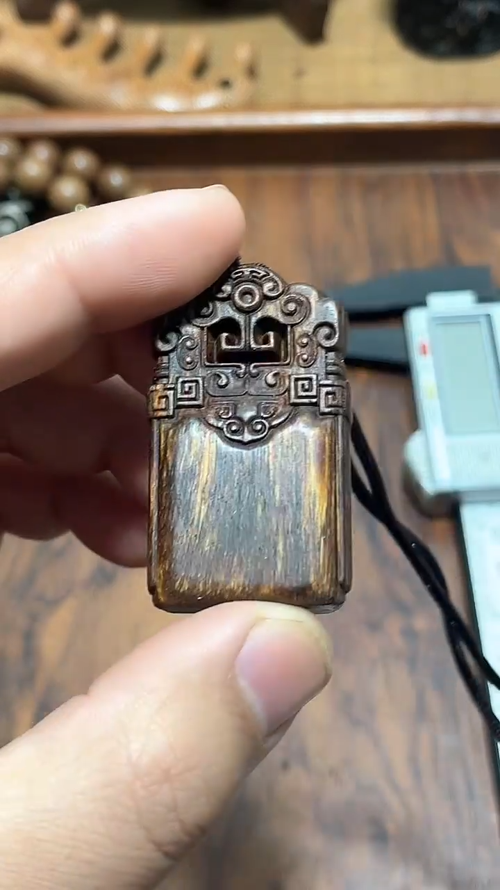 【闪购商品】檀香木精品推荐红土qn牌