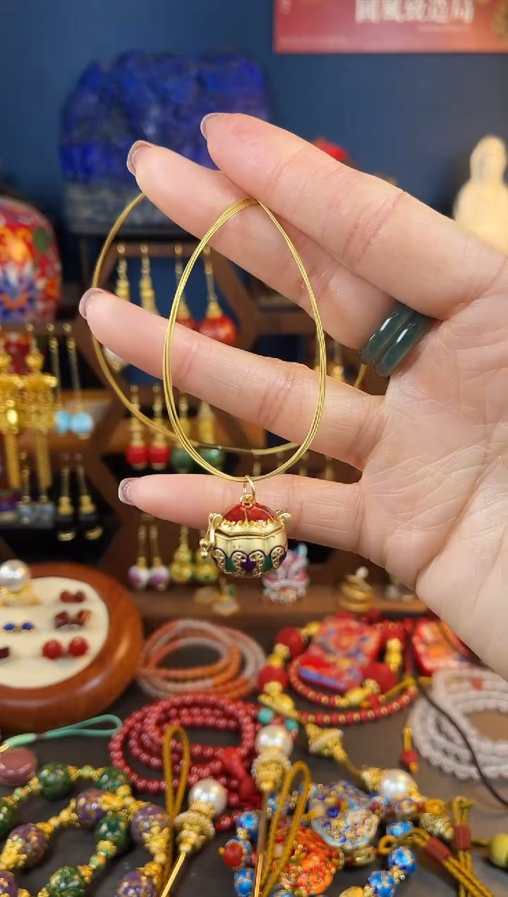 【闪购商品】柿柿如意珐琅吊坠