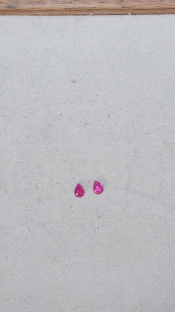 【闪购商品】红宝石裸石未镶嵌发其中一个