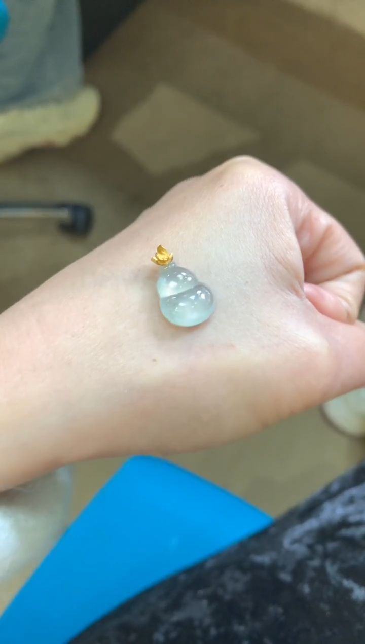 吊坠(不含链)18K金镶嵌翡翠翡翠