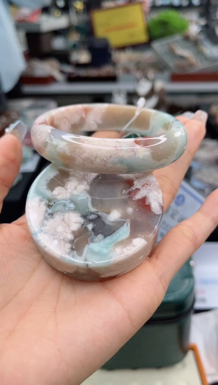 【闪购商品】石英质玉手镯未镶嵌60圈口（赠品镯心）3S588