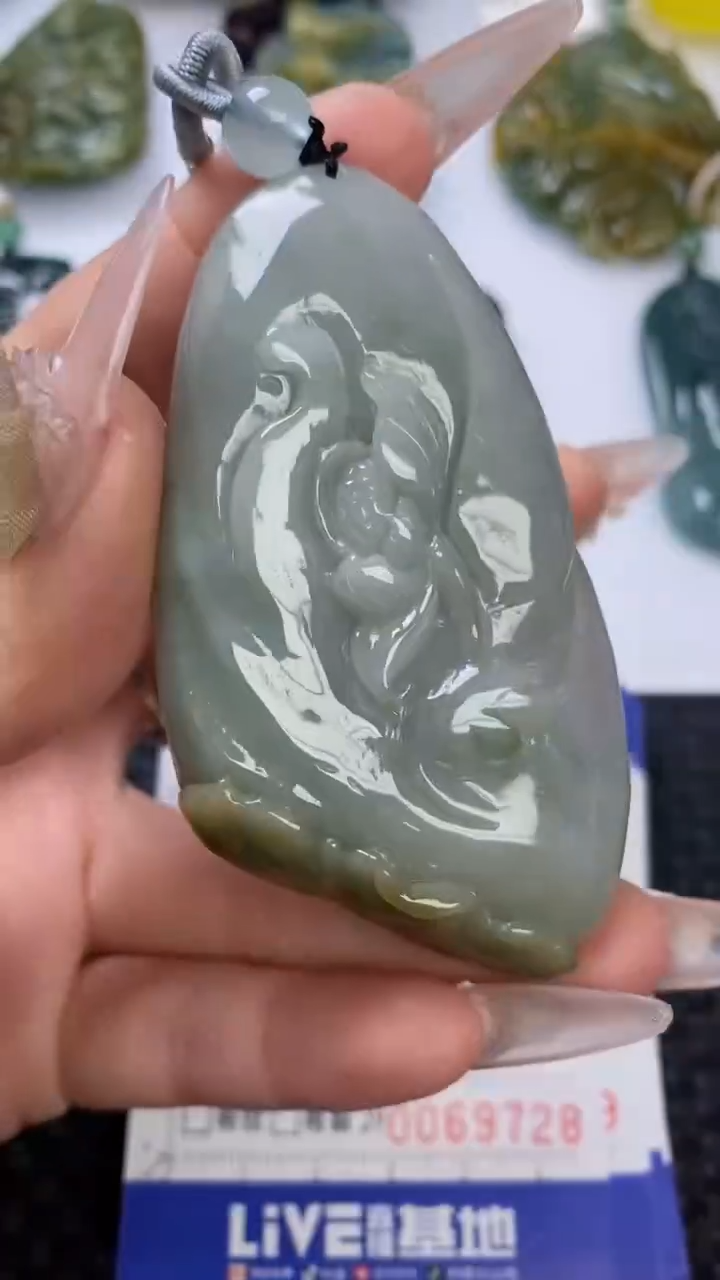 【闪购商品】翡翠颈饰未镶嵌1111111111111111