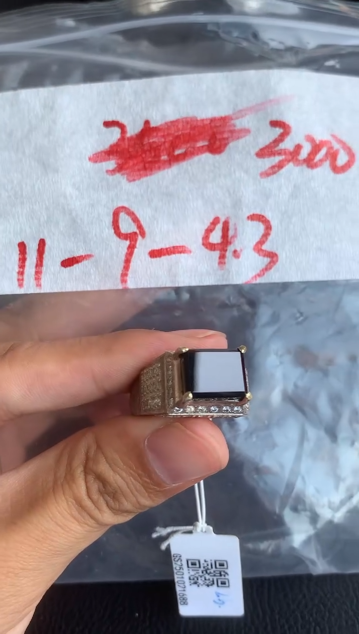 未镶嵌定制翡翠缅甸A货翡翠，拍一发一