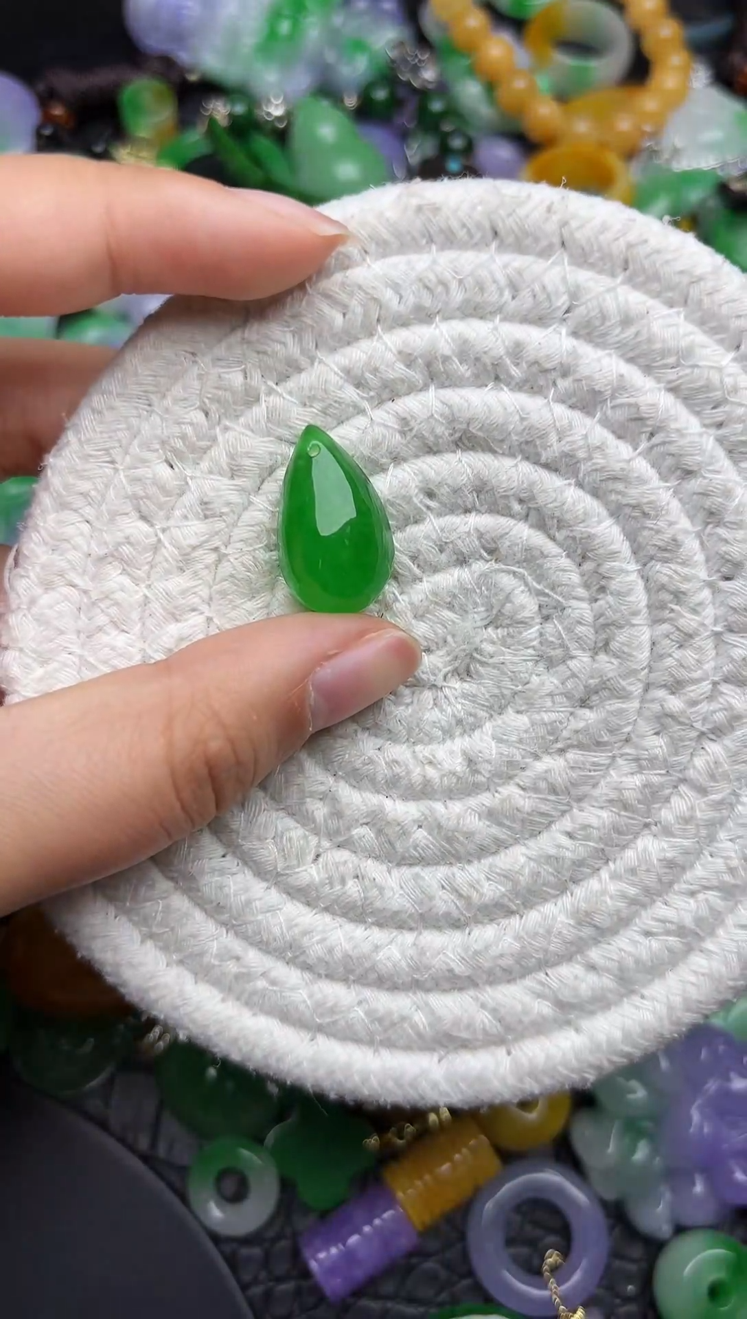 颈饰未镶嵌翡翠缅甸翡翠吊坠