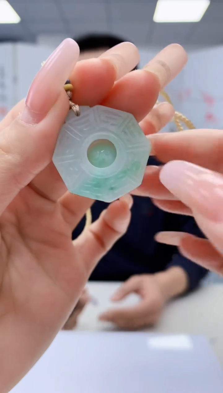 【闪购商品】翡翠颈饰未镶嵌3916lr-jj挂件136