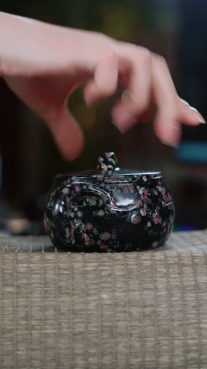 【闪购商品】寻武记M梅花玉一物一拍玉壶