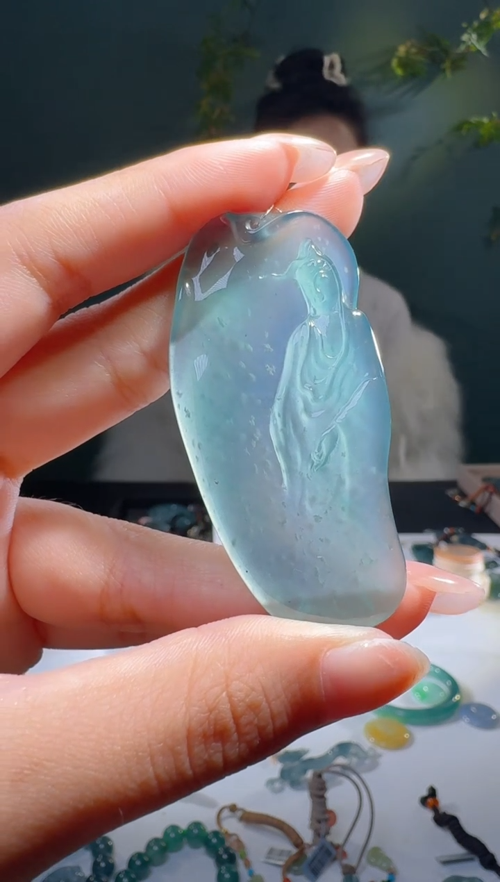 【闪购商品】翡翠颈饰未镶嵌天然A货翡翠