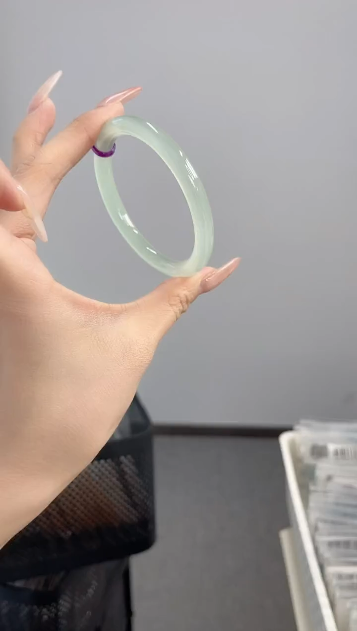 【闪购商品】玛瑙/玉髓手镯未镶嵌57-58圈