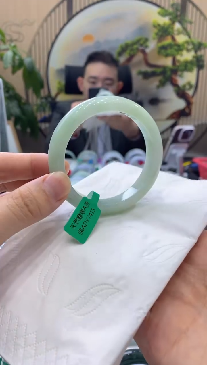 【闪购商品】翡翠手镯未镶嵌0000015561