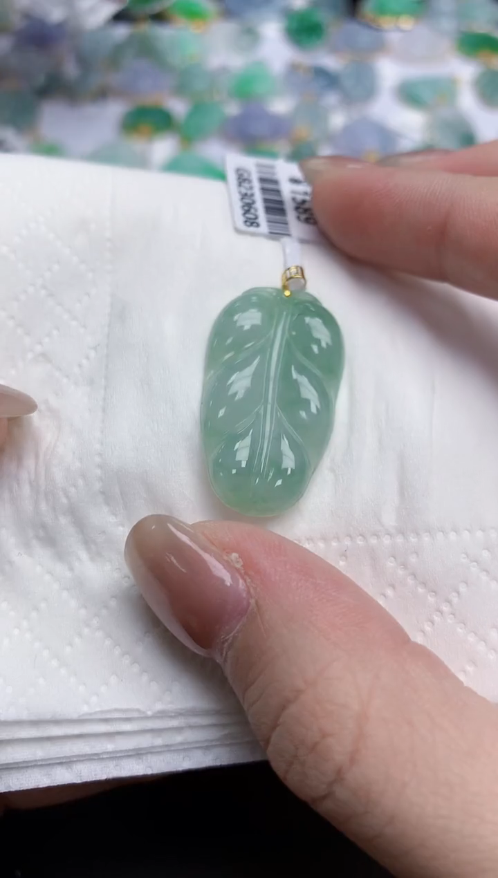 【闪购商品】翡翠颈饰18K金镶嵌天然缅甸翡翠A货