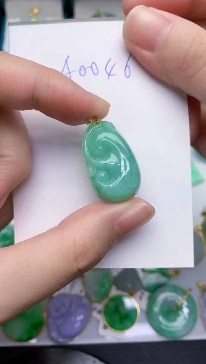 【闪购商品】翡翠颈饰18K金镶嵌000000000