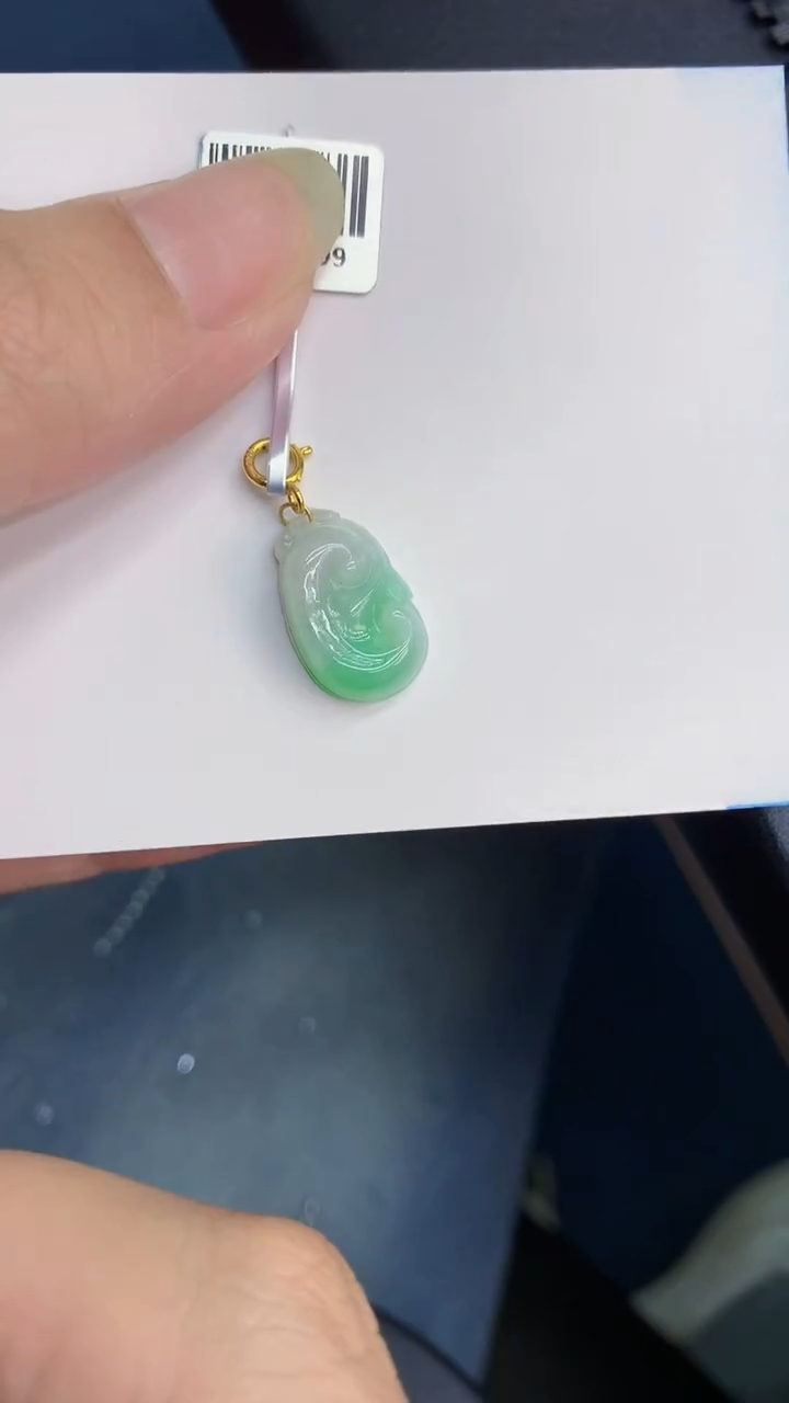 【闪购商品】翡翠颈饰未镶嵌000000008