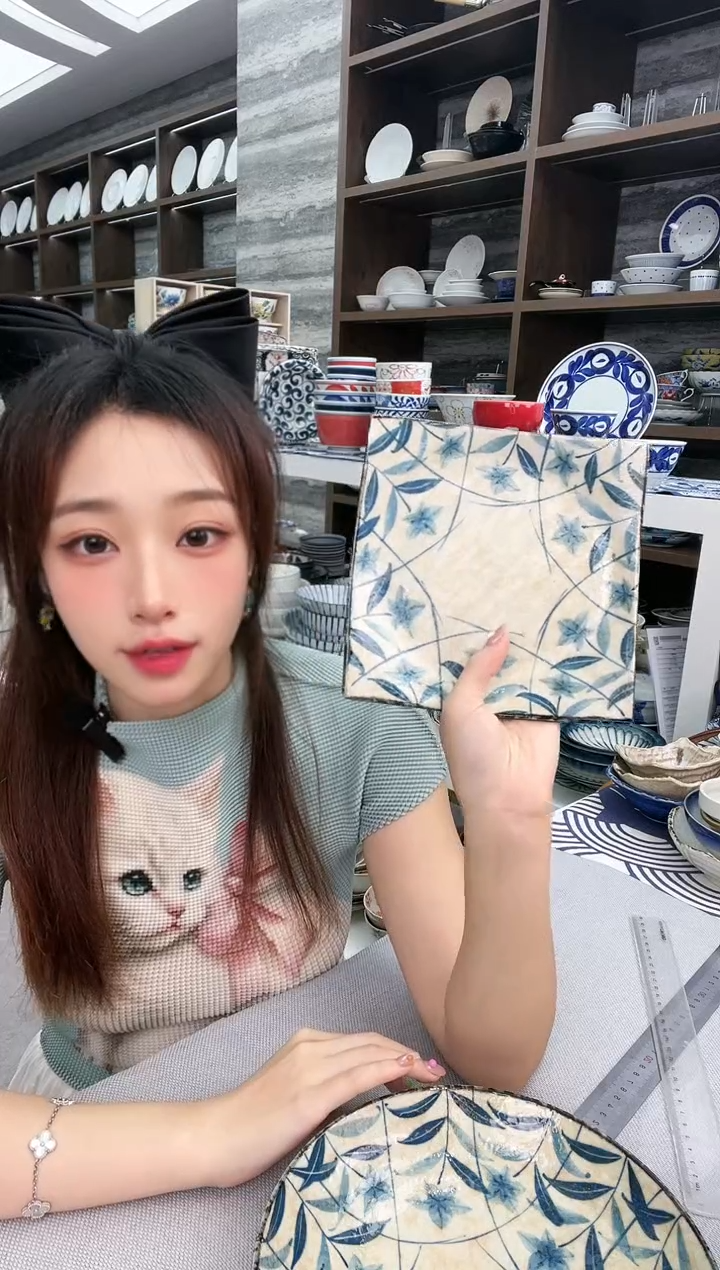 瓷黄泥桔梗直角正方形盘17cm两支 