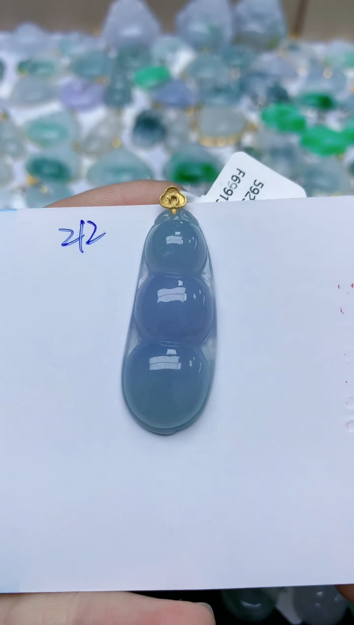 【闪购商品】翡翠颈饰18K金镶嵌天然翡翠A货    