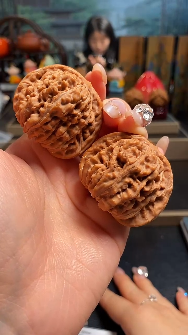 【闪购商品】文玩核桃吊坠K182四座楼44