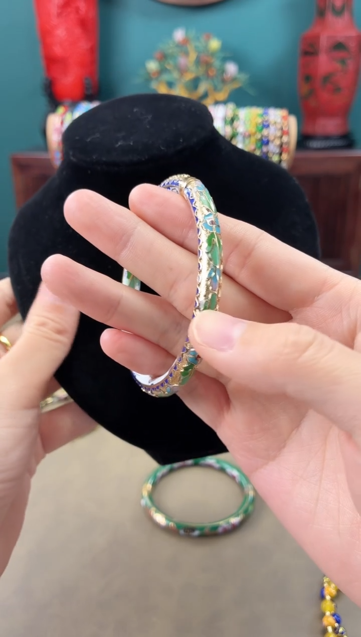 海**线非遗 景泰蓝手镯 半金地白色 61