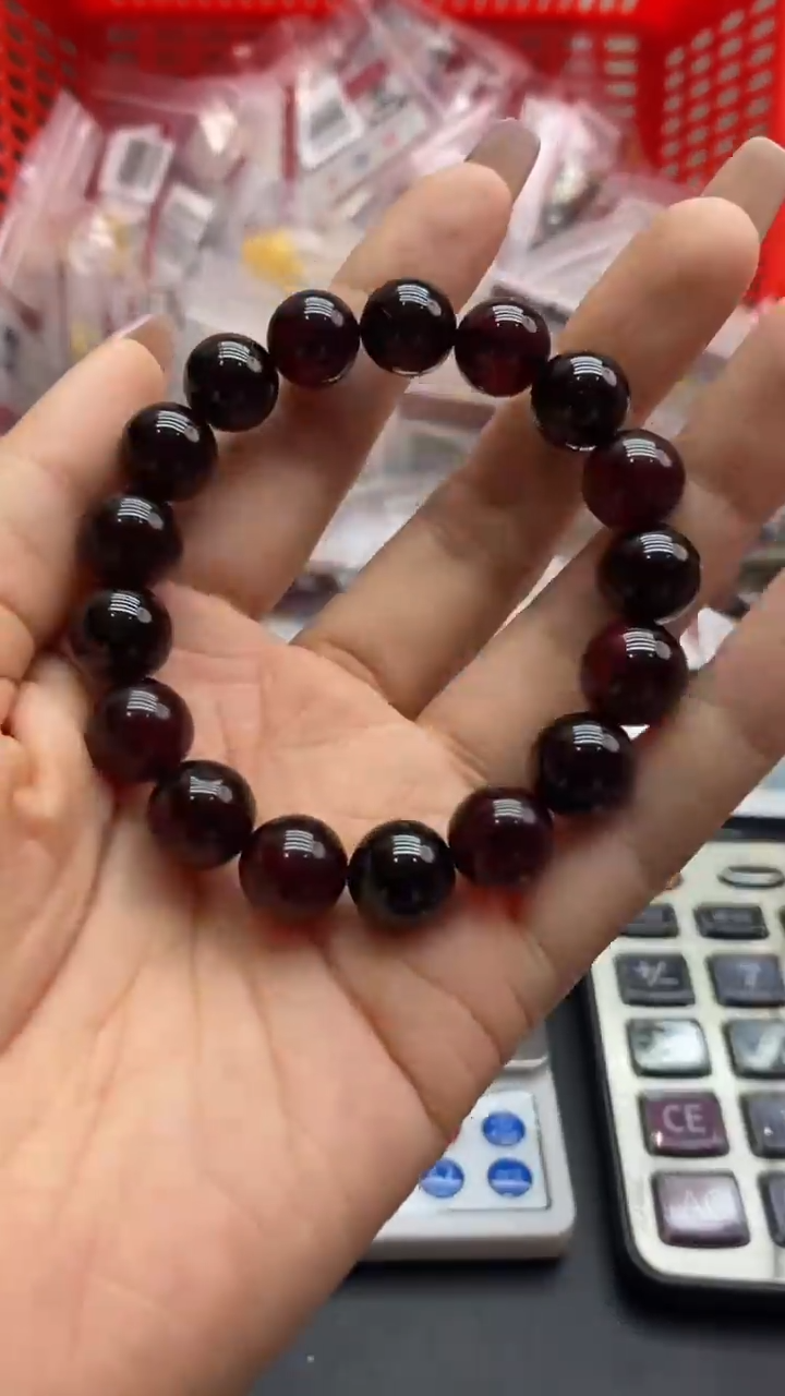 琥珀未镶嵌珠宝奇石280