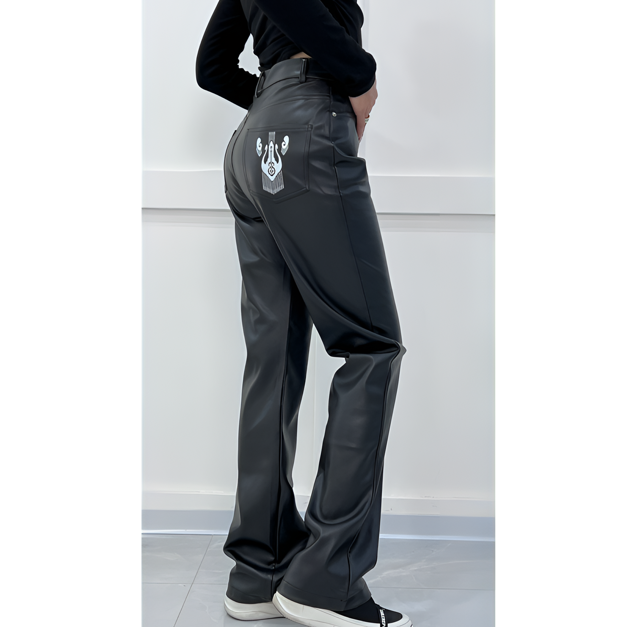 民族款刺绣皮裤直筒休闲(mdn-079)