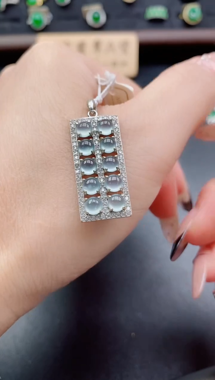 吊坠(赠链)银S925镶嵌翡翠1