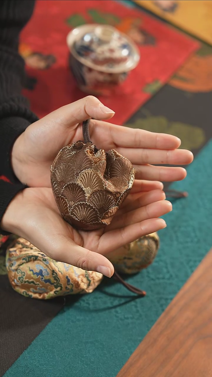 【闪购商品】杯袋·············