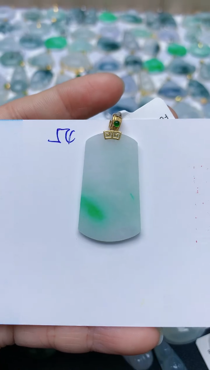 【闪购商品】翡翠颈饰18K金镶嵌天然翡翠A货    54