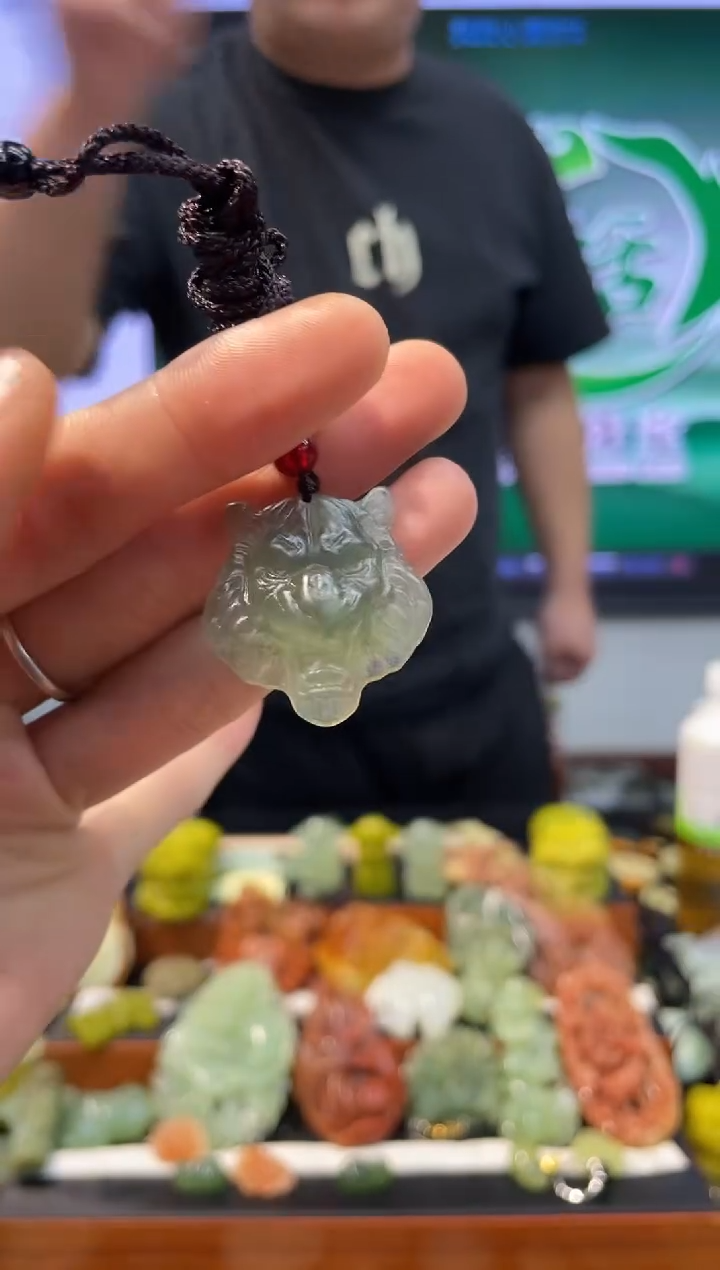 【闪购商品】岫玉吊坠未镶嵌·