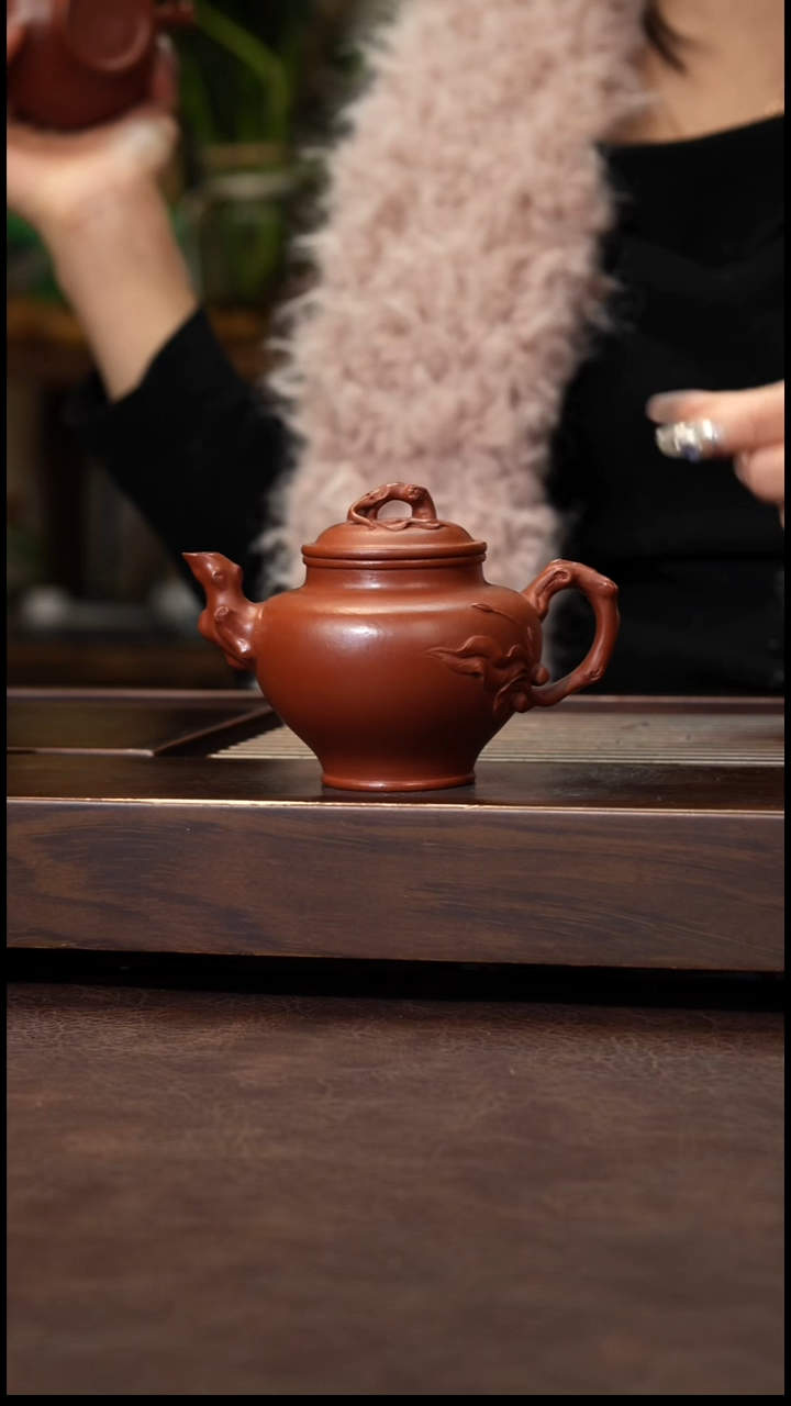 茶壶紫砂朱泥泥绘桃报春170cc左右
